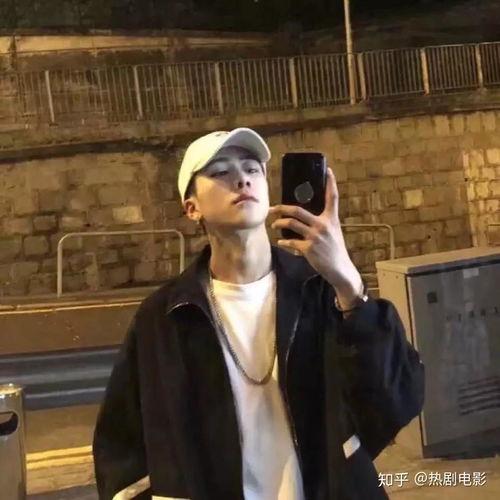 娱乐吃瓜的头像男生霸气,娱乐界的风云人物