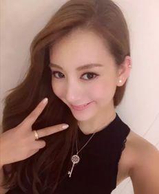 娱乐吃瓜姐网红是谁,揭秘“娱乐吃瓜姐”网红身份之谜